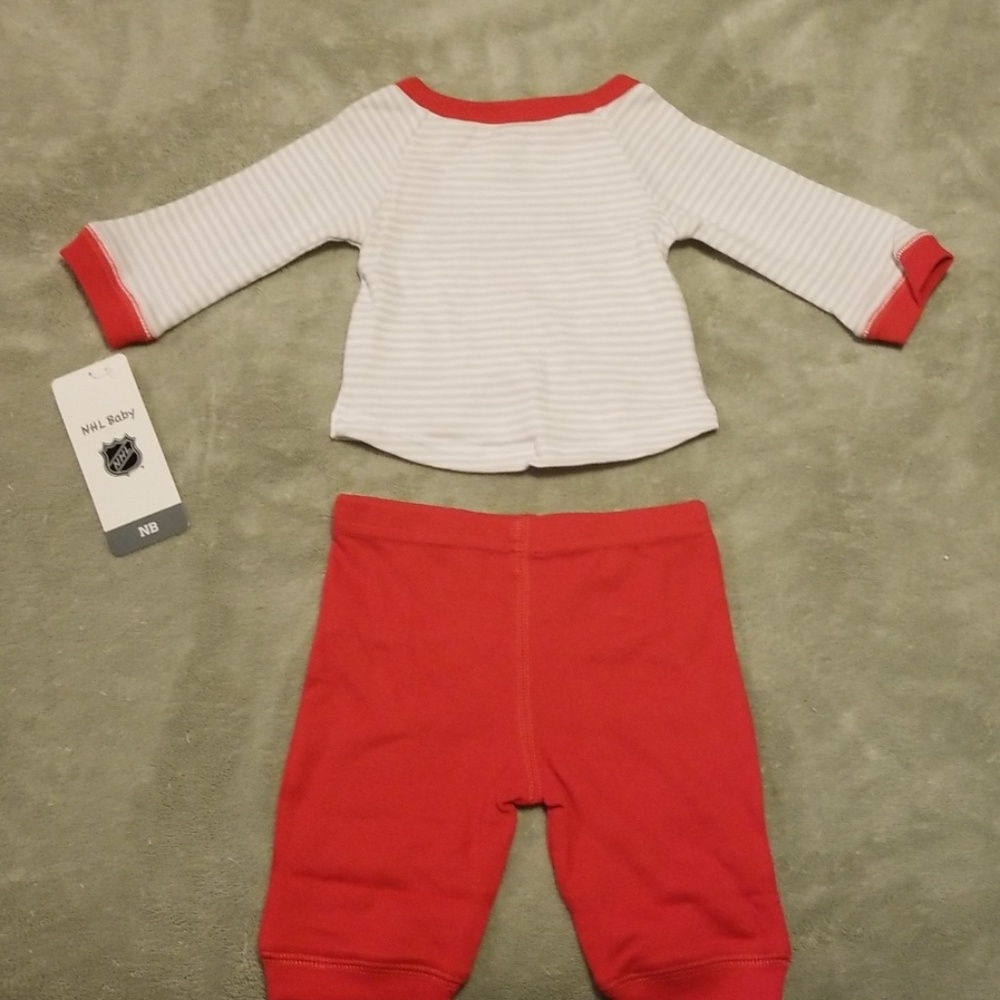 NHL Layette Newborn Scrimmage 2Piece Shirt & Pant - Picture 2 of 4
